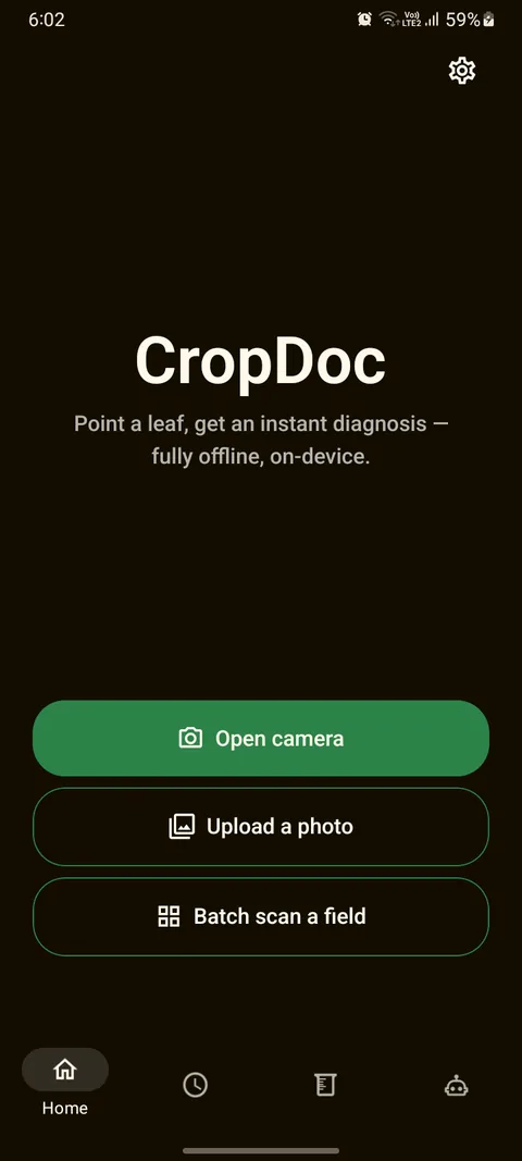 CropDoc home screen with camera, upload and batch scan buttons